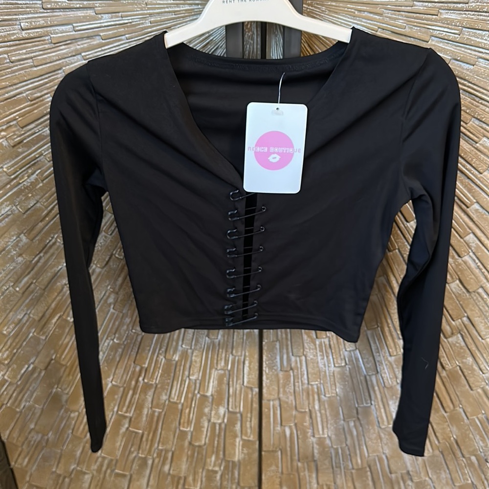 Crop black top - Picture 4 of 5